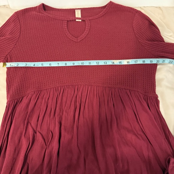 Altard State Long Sleeve Burgundy Waffle Knit Top Size Large - Picture 8 of 9